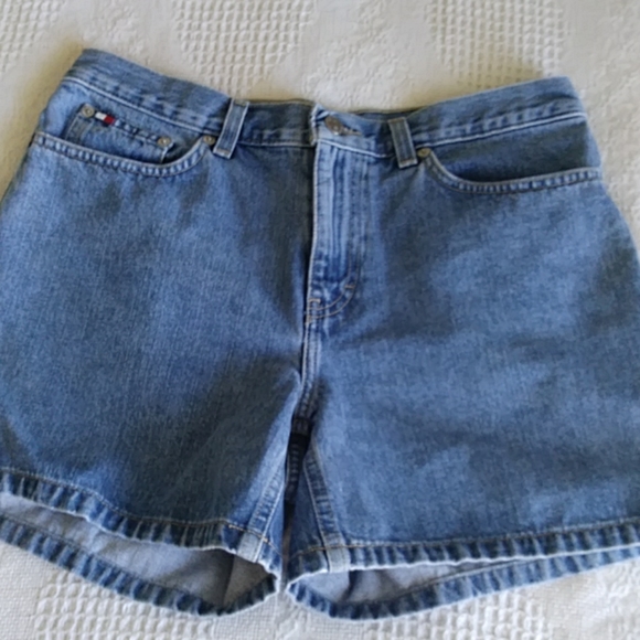 Tommy Hilfiger Pants - The New vintage Boyfriend Tommy Hilfiger shorts